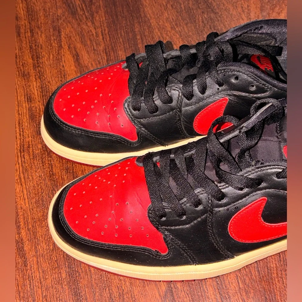 Air Jordan 1 Low OG Bred Sneakers, Men Size 10, Red Black